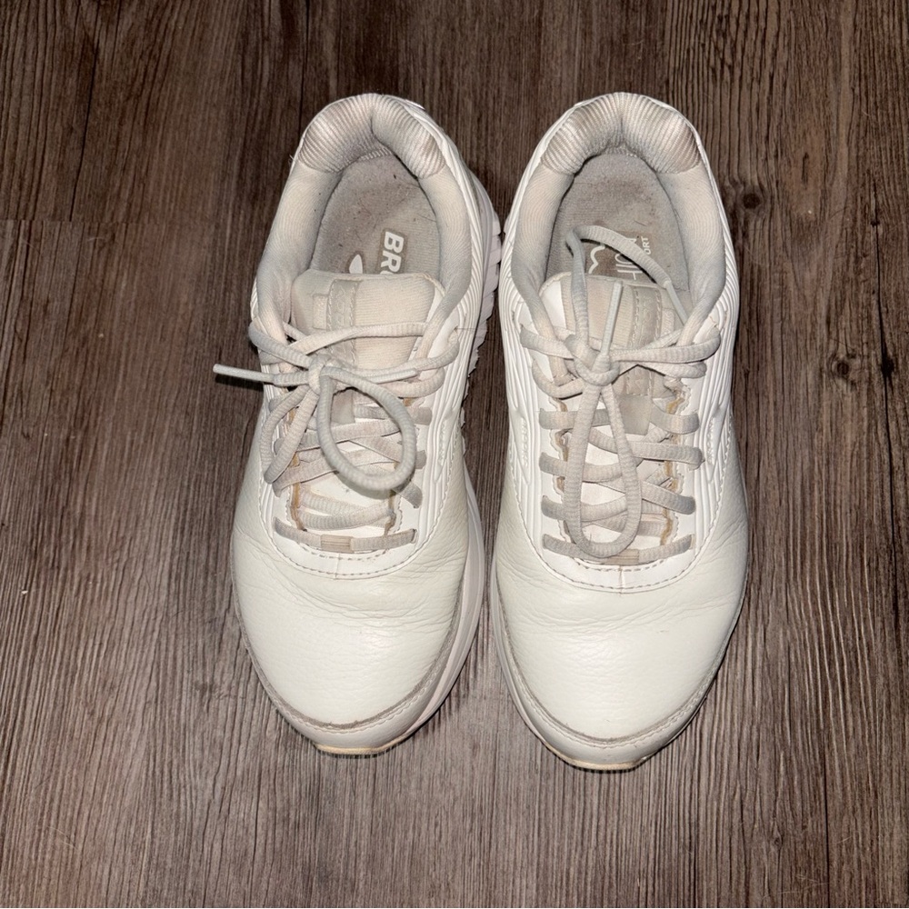 Brooks Addiction Walker 2 White- Size 7 - Picture 3 of 7